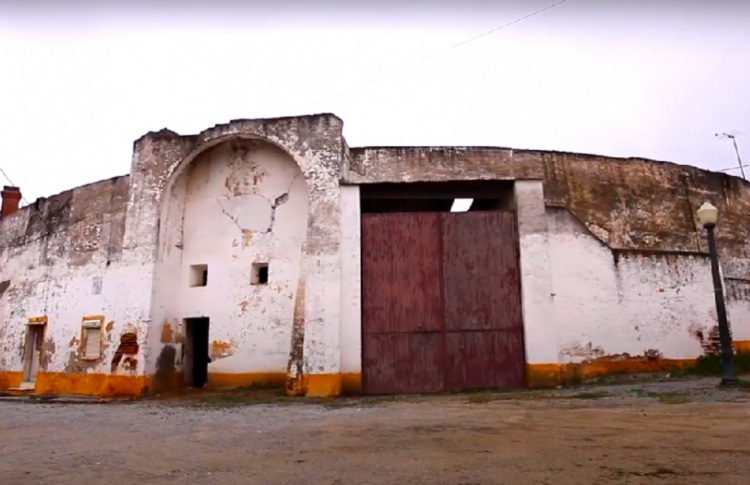 Praça de touros mais antiga do país em Évora vai renascer como centro  cultural - Cultura - Correio da Manhã